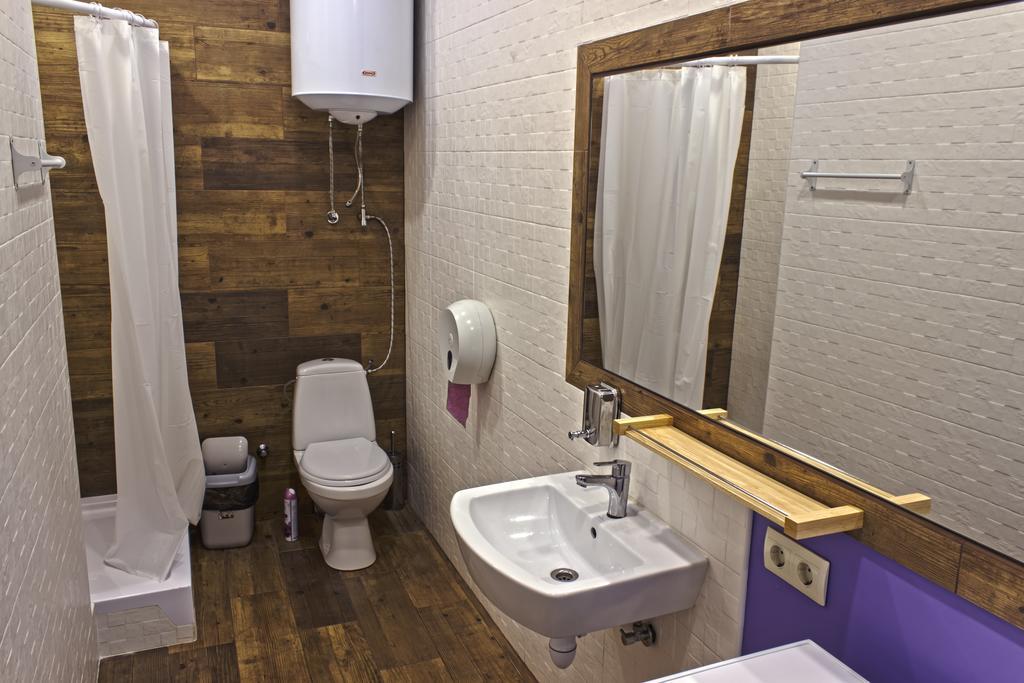 Yak Olympic Hostel Kyiv Exterior photo