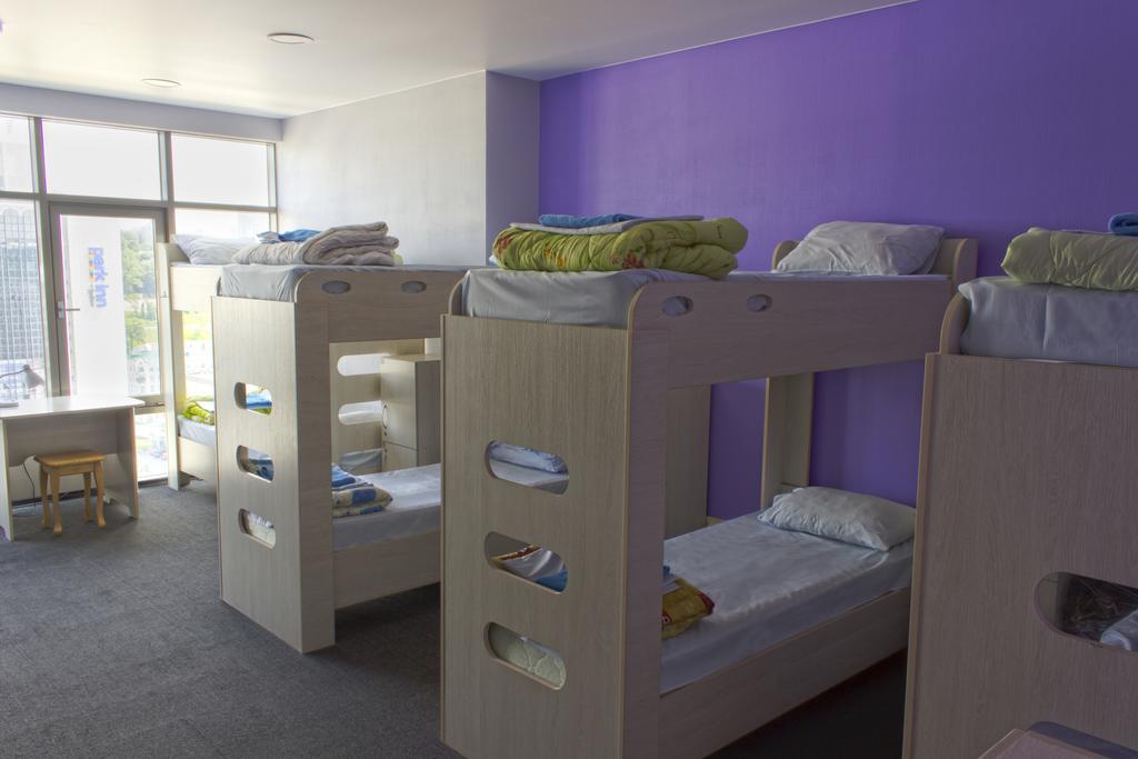 Yak Olympic Hostel Kyiv Exterior photo