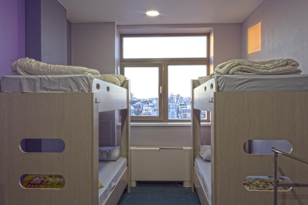 Yak Olympic Hostel Kyiv Exterior photo